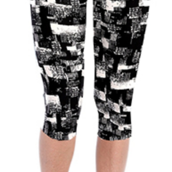 Capris - Picture 2 of 6